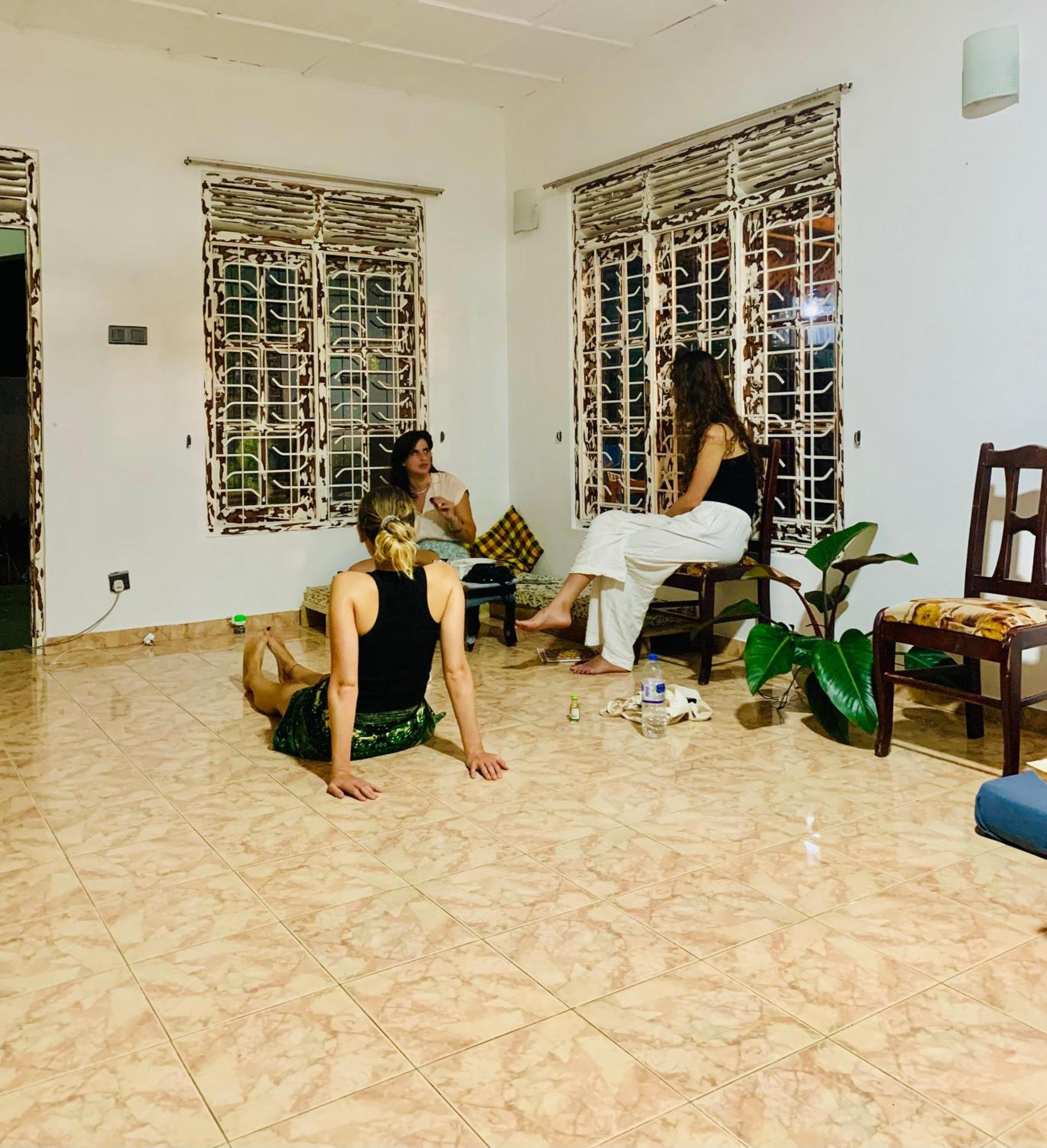 Dreamy Surf House Hotel Weligama Exterior photo